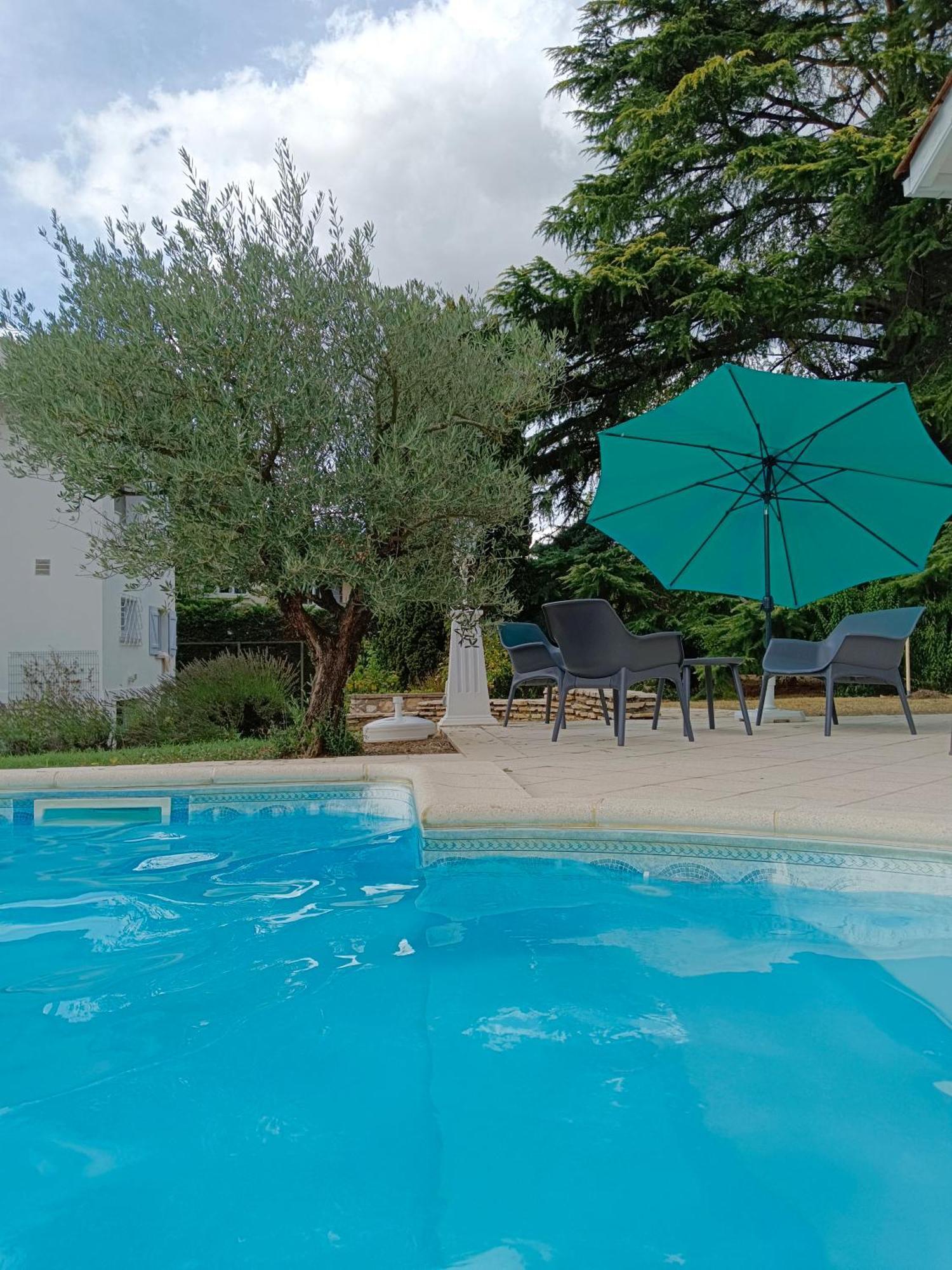 La Maison Basque Sainte-Livrade-sur-Lot Eksteriør bilde